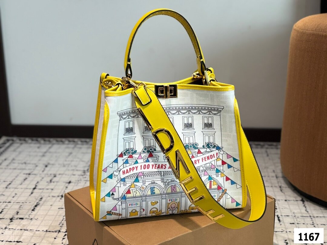 FENDI Peekaboo 30 25